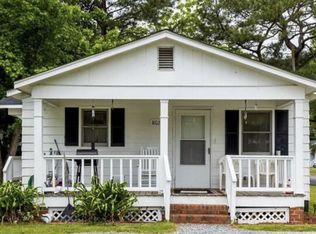802 Martin Luther King Jr Dr, Smithfield, NC 27577