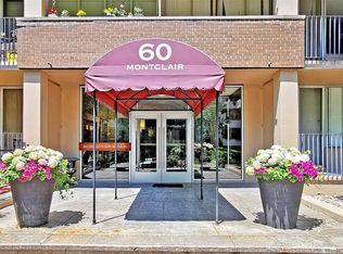 60 Montclair Ave #201, Toronto, ON M5P1P7