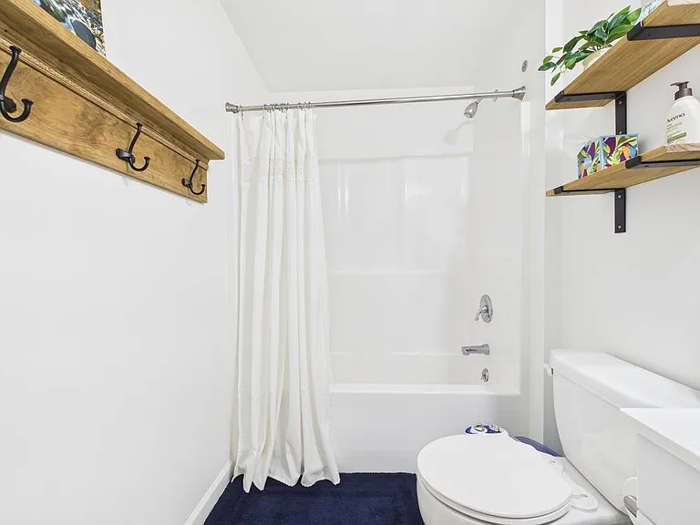 116 Deerfield Dr — Photo 42