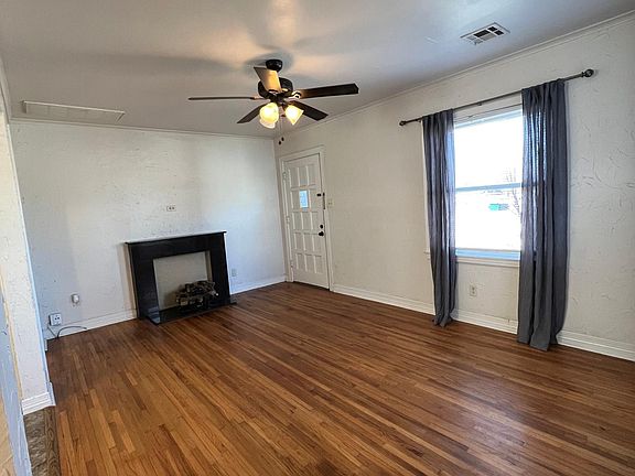 3rd image of 501 S Pittsburg Ave