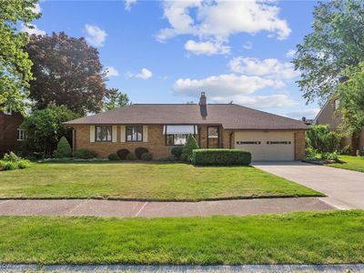 2637 Carmen Dr, Rocky River, OH, 44116