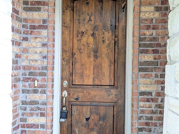 3rd image of 8717 Domingo Dr