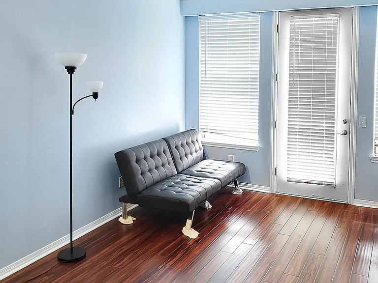 2505 San Gabriel #302 — Photo 2