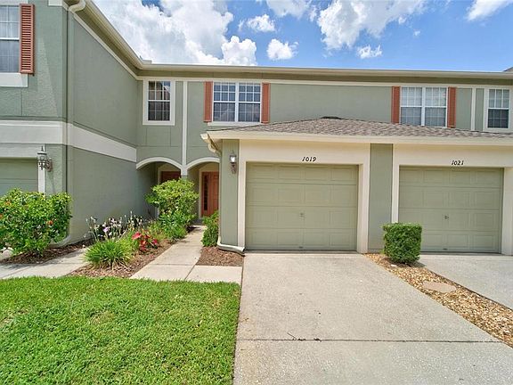 2nd image of 1019 Vista Cay Ct