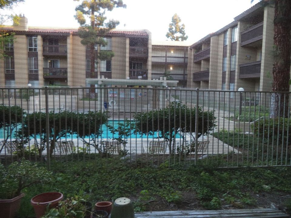 1st image of 1885 Diamond St #123