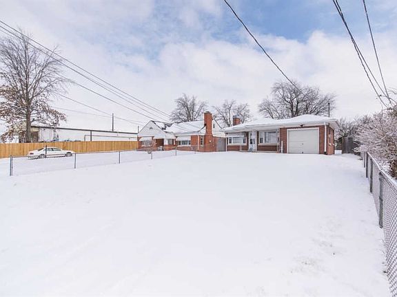 3rd image of 103 Ashton Dr