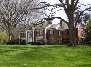 16000 Shaker Blvd, Shaker Heights, OH 44120