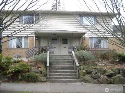 1916 N 44th Street, Seattle, WA, 98103
