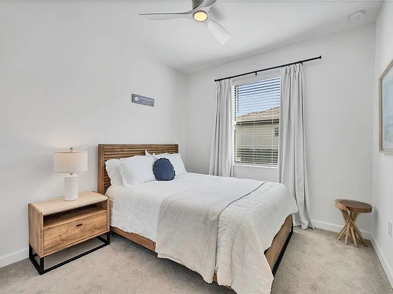 15716 Barefoot Beach Dr — Photo 18