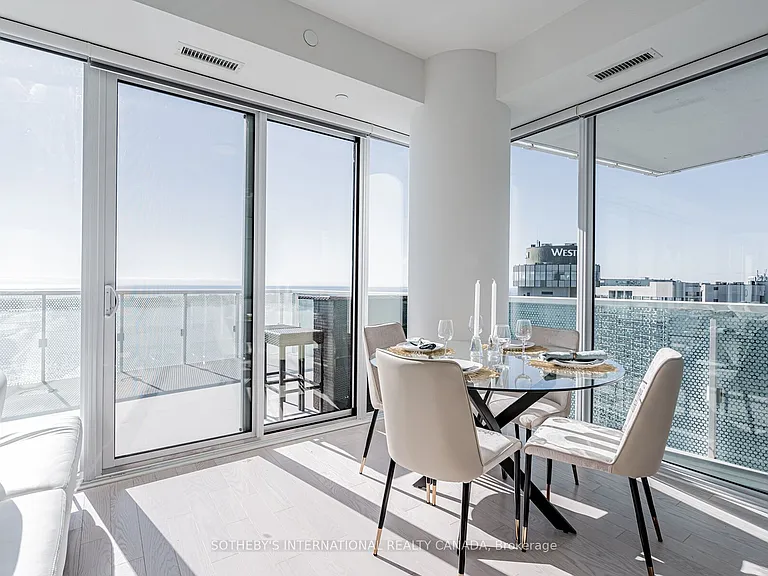 15 Queens Quay E #3403 — Photo 9