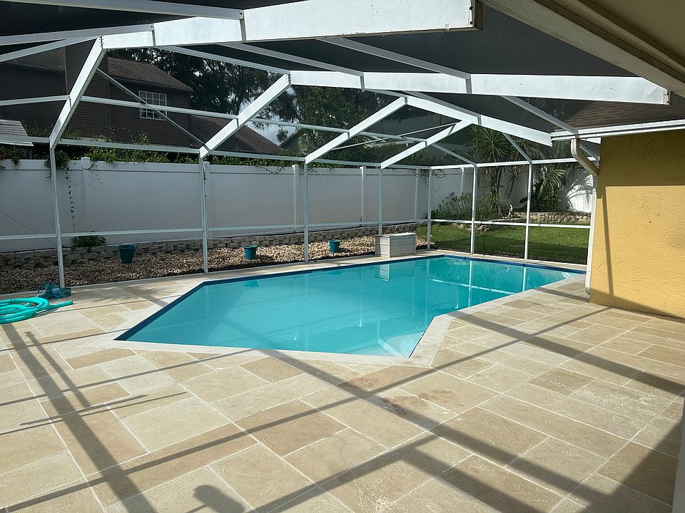 1st image of 2510 Brimhollow Dr