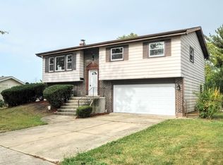 1040 Barrow Ct, University Park, IL