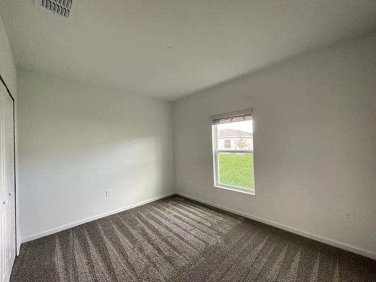 343 Heroic Rd — Photo 10