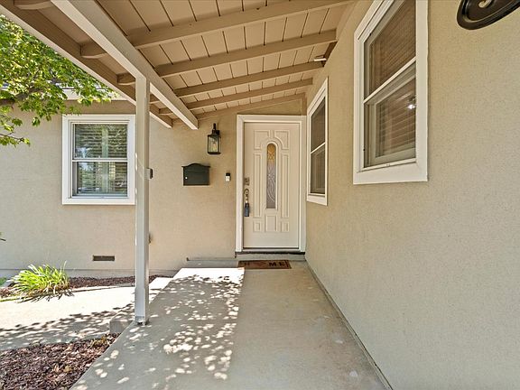 3rd image of 5401 State Ave