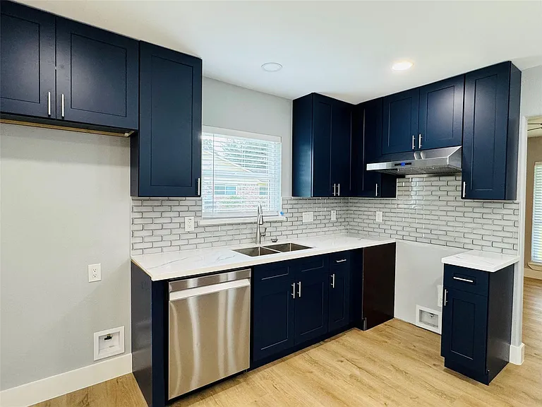 10934 Lilleux Rd — Photo 6