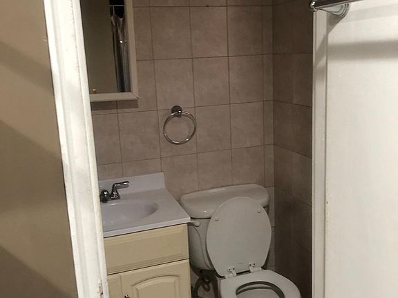 4th image of 247 Huntington Ave Floor 1