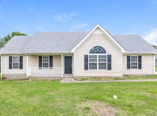 1912 Guildford Dr, La Vergne, TN 37086