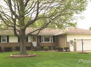 8360 Root Rd, North Ridgeville, OH 44039