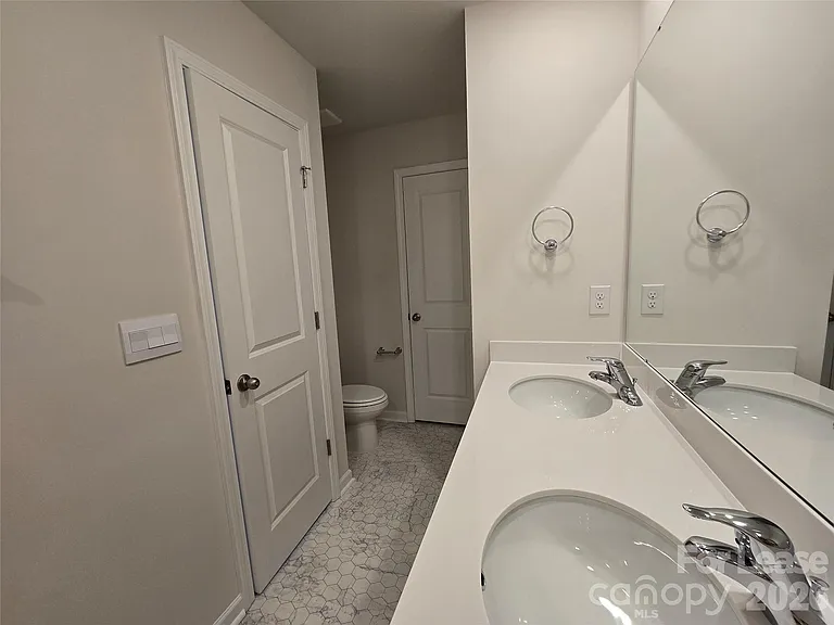 122 Salers Rd — Photo 10