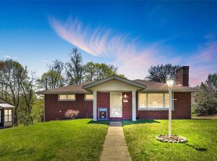 171 Hartford Dr, Natrona Heights, PA 15065