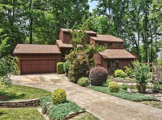 6404 Piney Path Rd, Charlotte, NC 28212