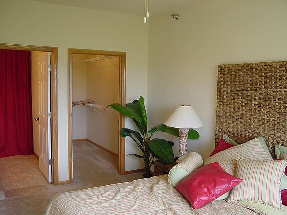 5th image of 8601 Westown Pkwy Unit 18208