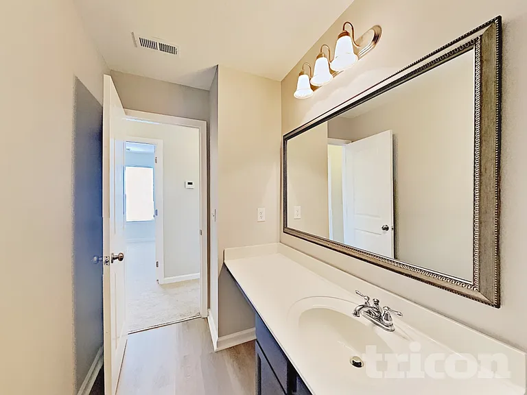 441 Laurel Leaf Dr — Photo 12