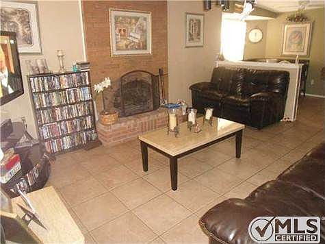 2nd image of 211 Belvidere St