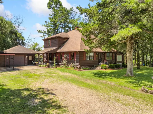 312 W Cedar Ln, Lead Hill, AR 72644