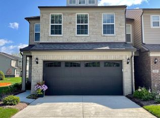 1049 Addison Cir, Walled Lake, MI 48390