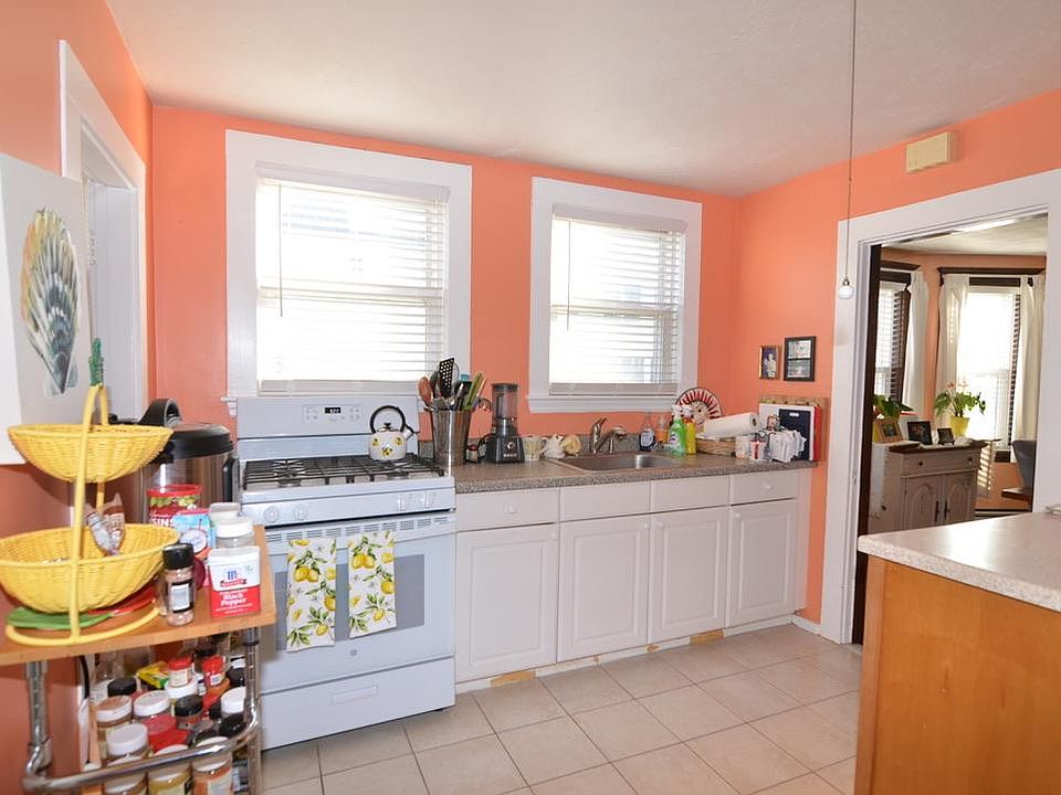 1st image of 177 Davis St