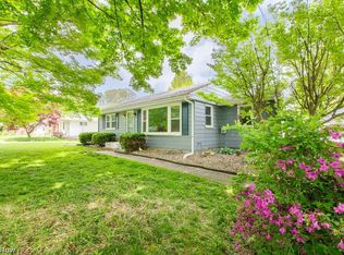 3155 Weber Dr, Barberton, OH 44203