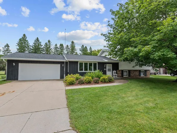 212 W Barrett St, Saint Cloud, WI 53079