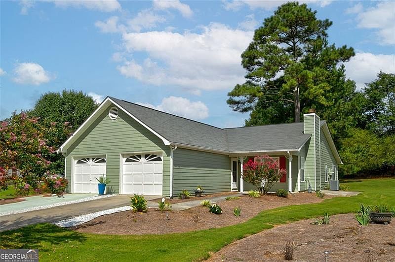 1st image of 240 Monmouth Dr