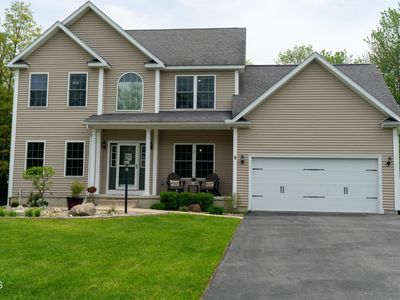 8 Kaleen Drive, Ballston Spa, NY, 12020