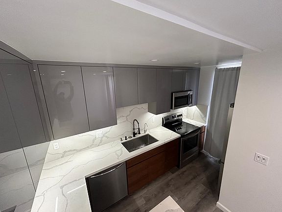 3rd image of 4255 W 5th St APT 205