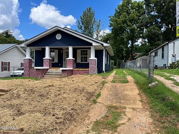 5th image of 2407 Brown Ave