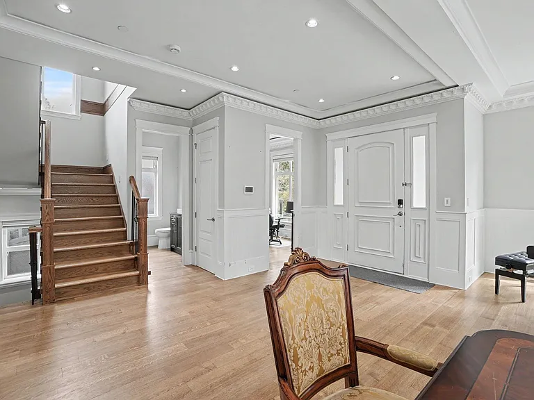 4433 Wallace St — Photo 5