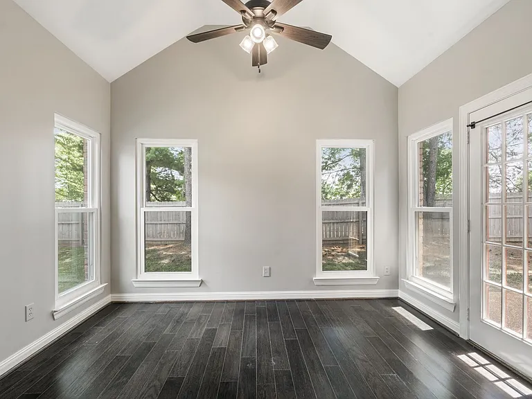 540 Bancroft Way — Photo 13