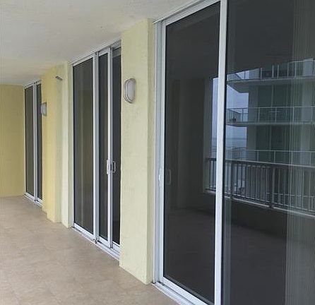 5th image of 170 SE 14th St APT 2003