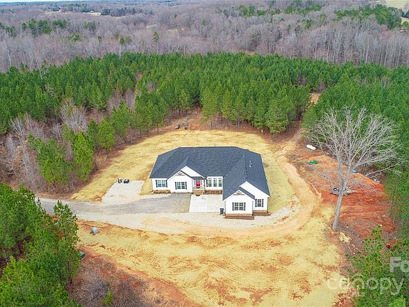 5th image of 150 Belk Estate Dr