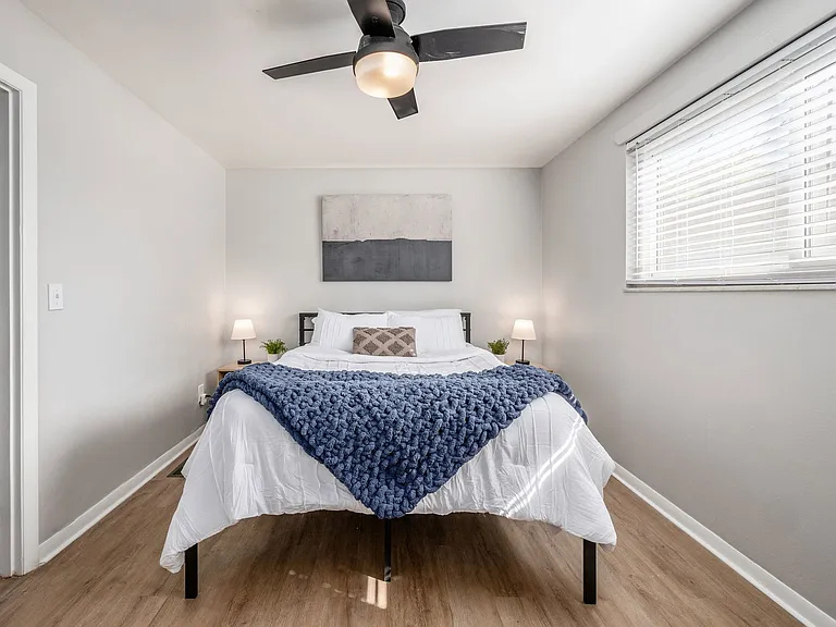 The Chambers Apartments — Photo 9