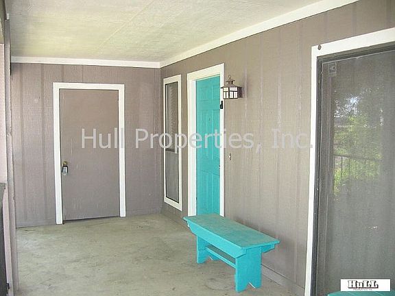 5th image of 8621 Putnam Dr APT D