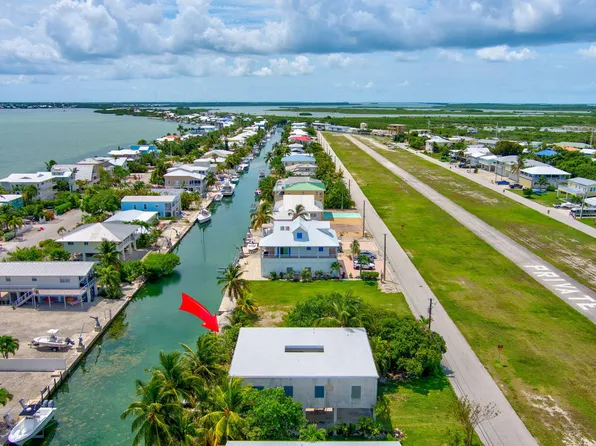 436 Airport Dr S, Summerland Key, FL 33042