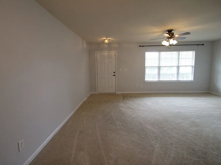 7309 Sun Dance Dr — Photo 10