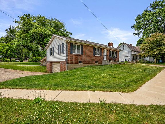 2nd image of 5 Arlington Ave