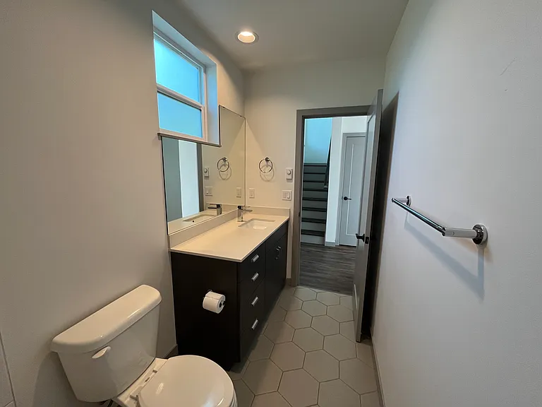 6230B Corson Ave S #6230B — Photo 7