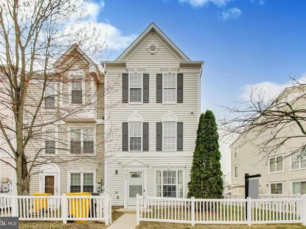 623 Fortune Ct, Glen Burnie, MD 21061