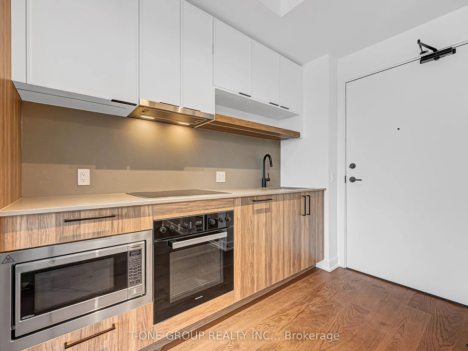 1 bed, $2,050 — Photo 3