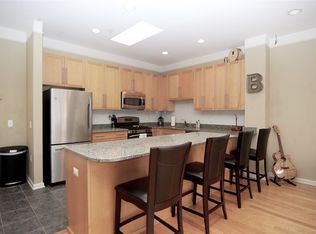1301 Adams St APT 612, Hoboken, NJ 07030